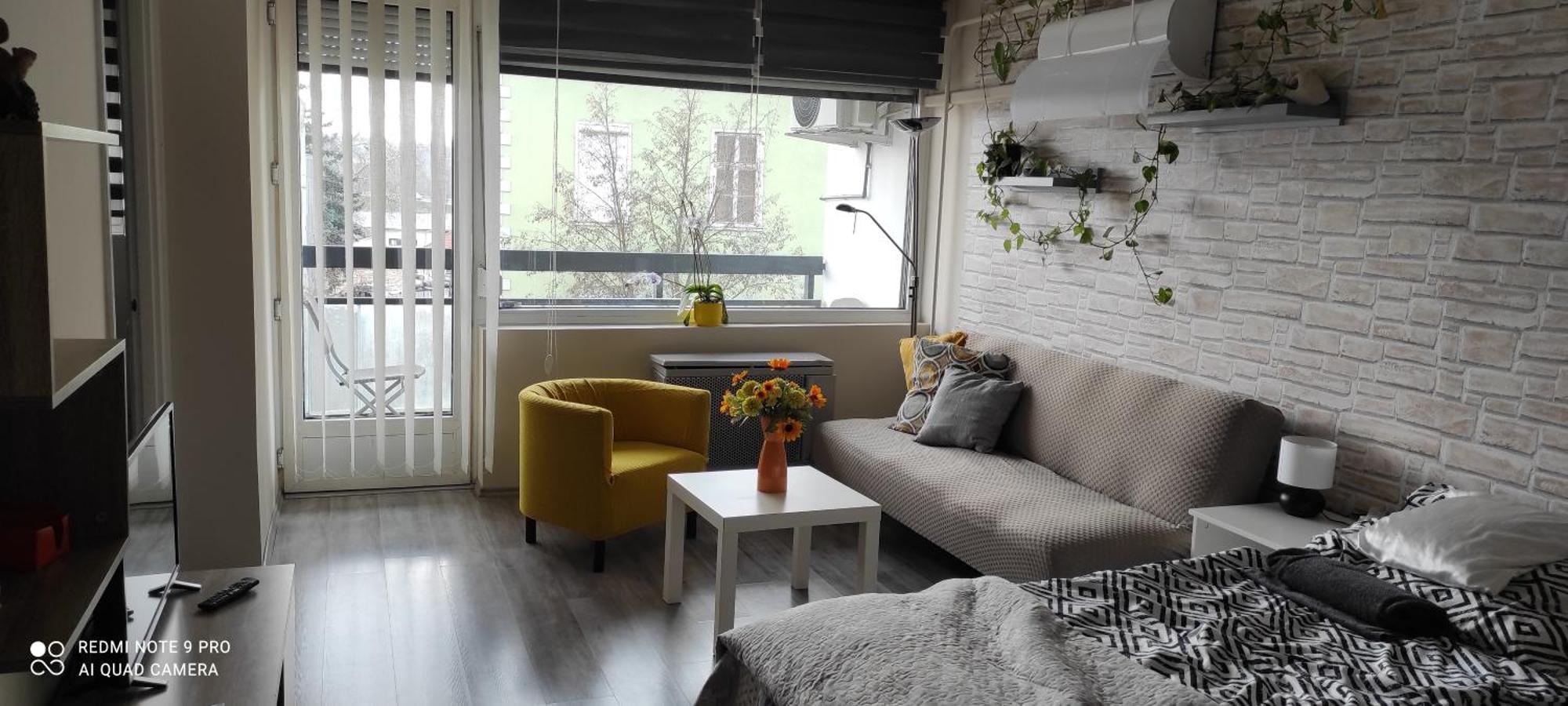 Baross Apartman Kaposvár Zewnętrze zdjęcie