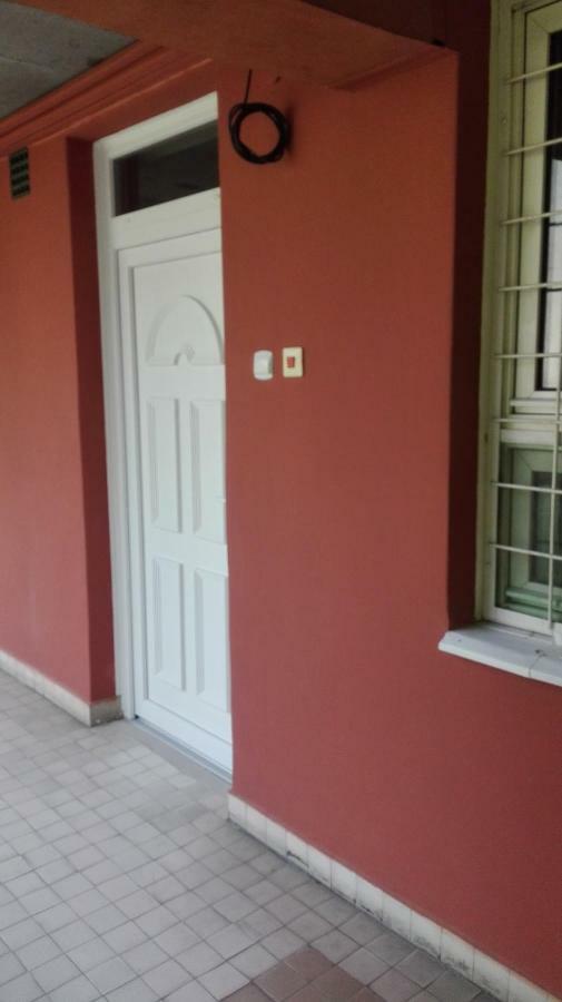 Baross Apartman Kaposvár Zewnętrze zdjęcie